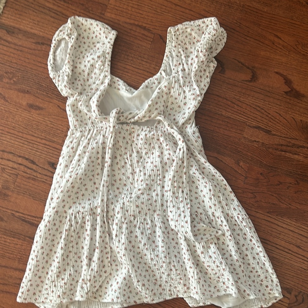 Dress - Picture 4 of 6
